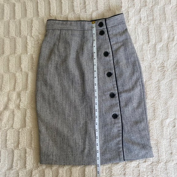 H&M Tweed Career Skirt Contemporary Modern Fitted Midi Length Size 2 - Picture 4 of 8